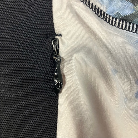 Lululemon Stop At Nothing Crop Black Mini Blooming Pixie Aquamarine Leggings sz - Picture 3 of 9